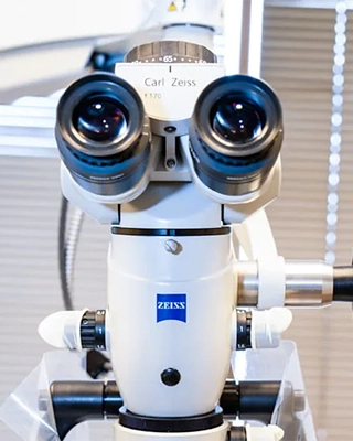 An image of a microscope